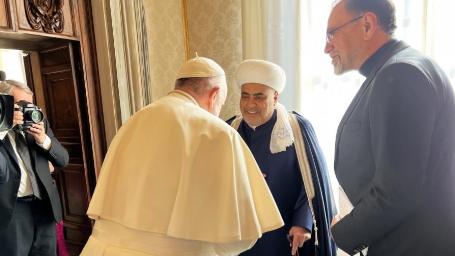 Phái đoàn liên tôn Azerbaijan viếng thăm Tòa Thánh