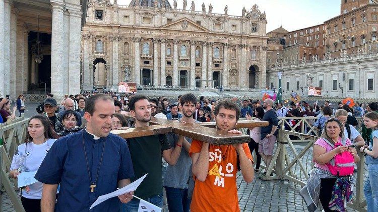 Các bạn trẻ quy tụ tại Vatican nhân kỷ niệm 40 năm Ngày Giới trẻ