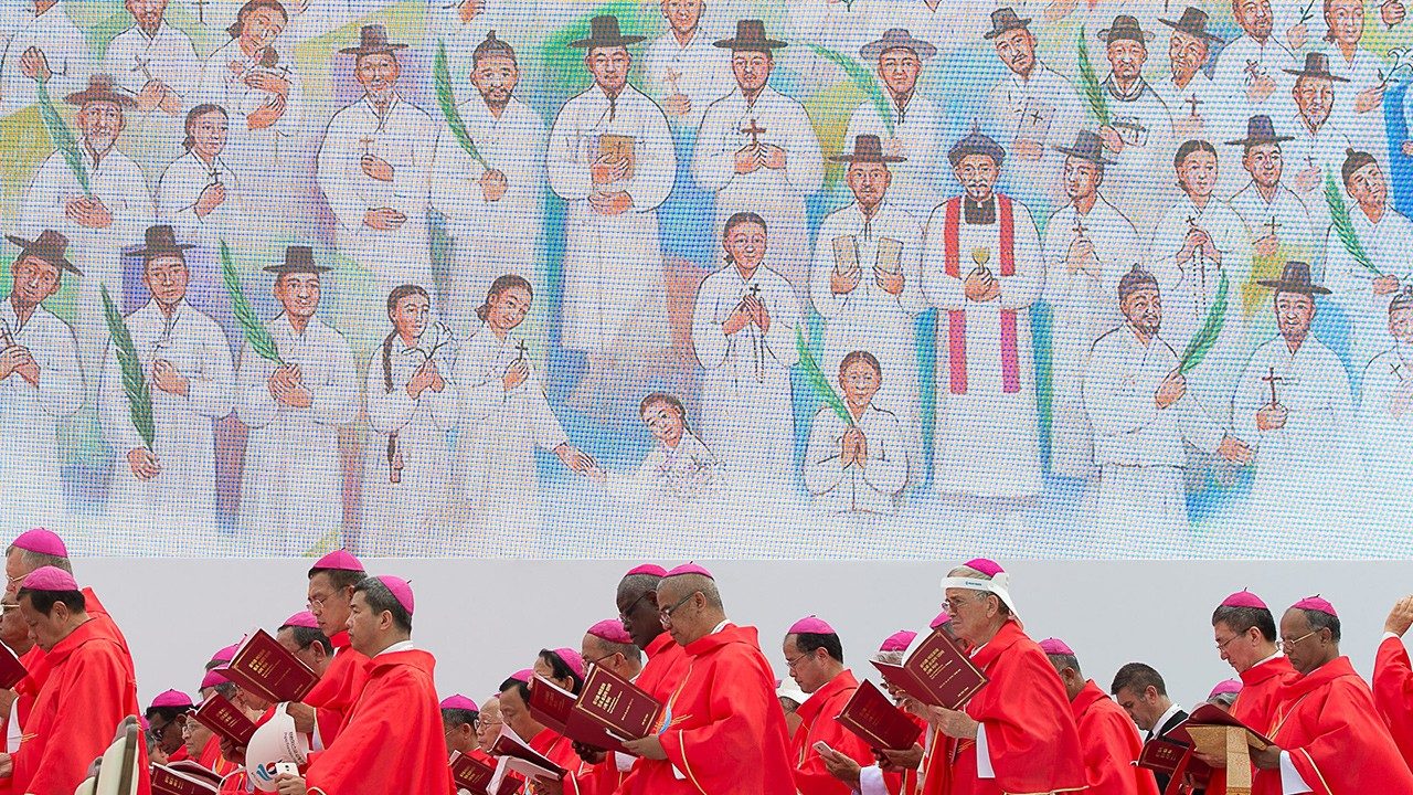 Các Giám mục Hàn Quốc hành hương cầu nguyện cho hoà bình
