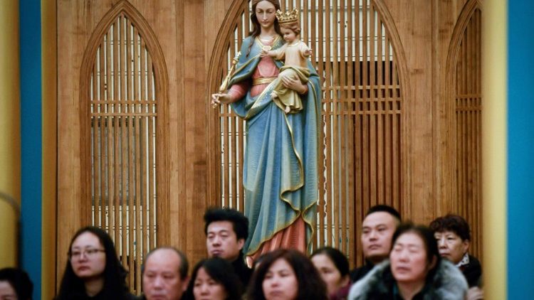 Tín hữu Công giáo Trung Quốc chuẩn bị tham gia Thượng Hội đồng “từ xa