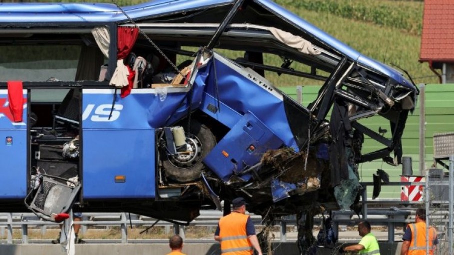 Xe bus hành hương Ba Lan bị tai nạn