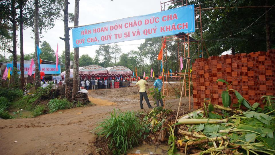 1b12345678