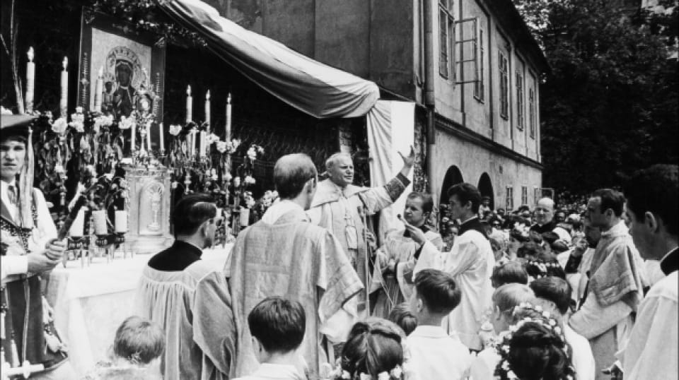karolwojtylajohnpauliipolandafp000app2000012873586