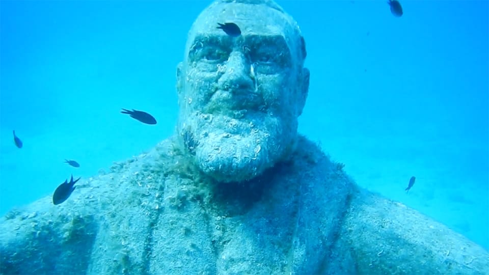 padrepiostatueunderwateryoutube
