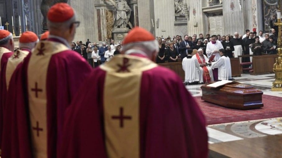 messedobsequesducardinaljozeftomkobasiliquesaintpierre11aout2022vaticanmedia