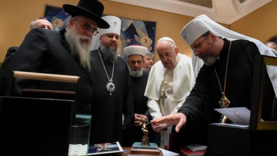 ilpapaconladelegazionedelconsigliopanucrainodellechieseedelleorganizzazionireligiose