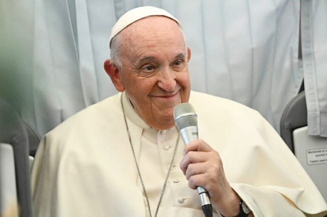 ducgiaohoangphanxicoyeutotdenoitotnhungthachthucnhanngaythegioitruyenthongxahoi2023