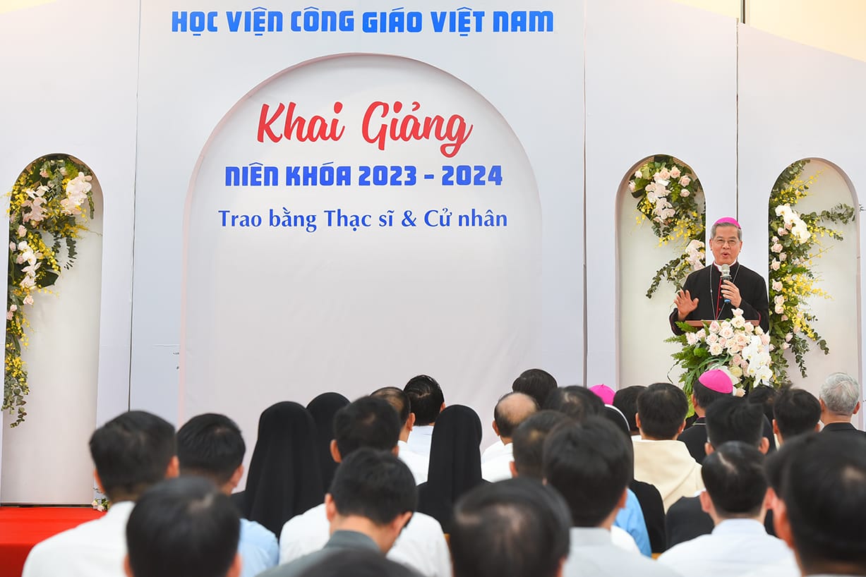 hocvienconggiaovietnamkhaigiangnienkhoa20232024traobangthacsivacunhanthanhoc70920