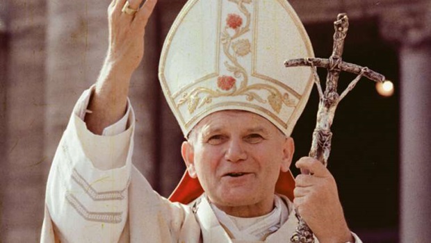 525d2acjrkpopejohnpauliiinstpeterssquarecirca1978creditlosservatoreromanocna61615
